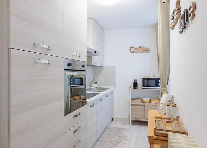 Dany Apartment Intra