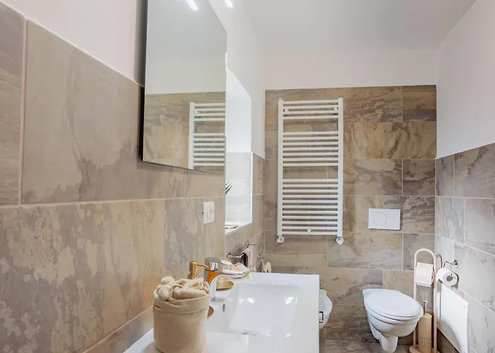 Dany 아파트 인트라